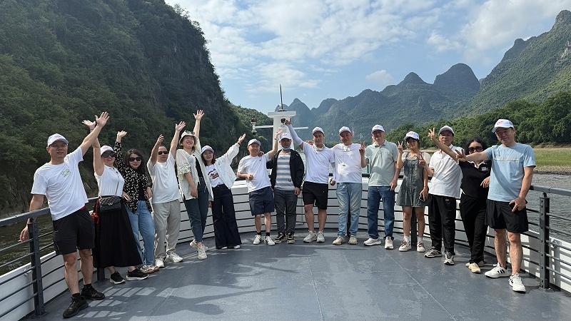 141fec27c1904dd3a2e5e621651ccef9